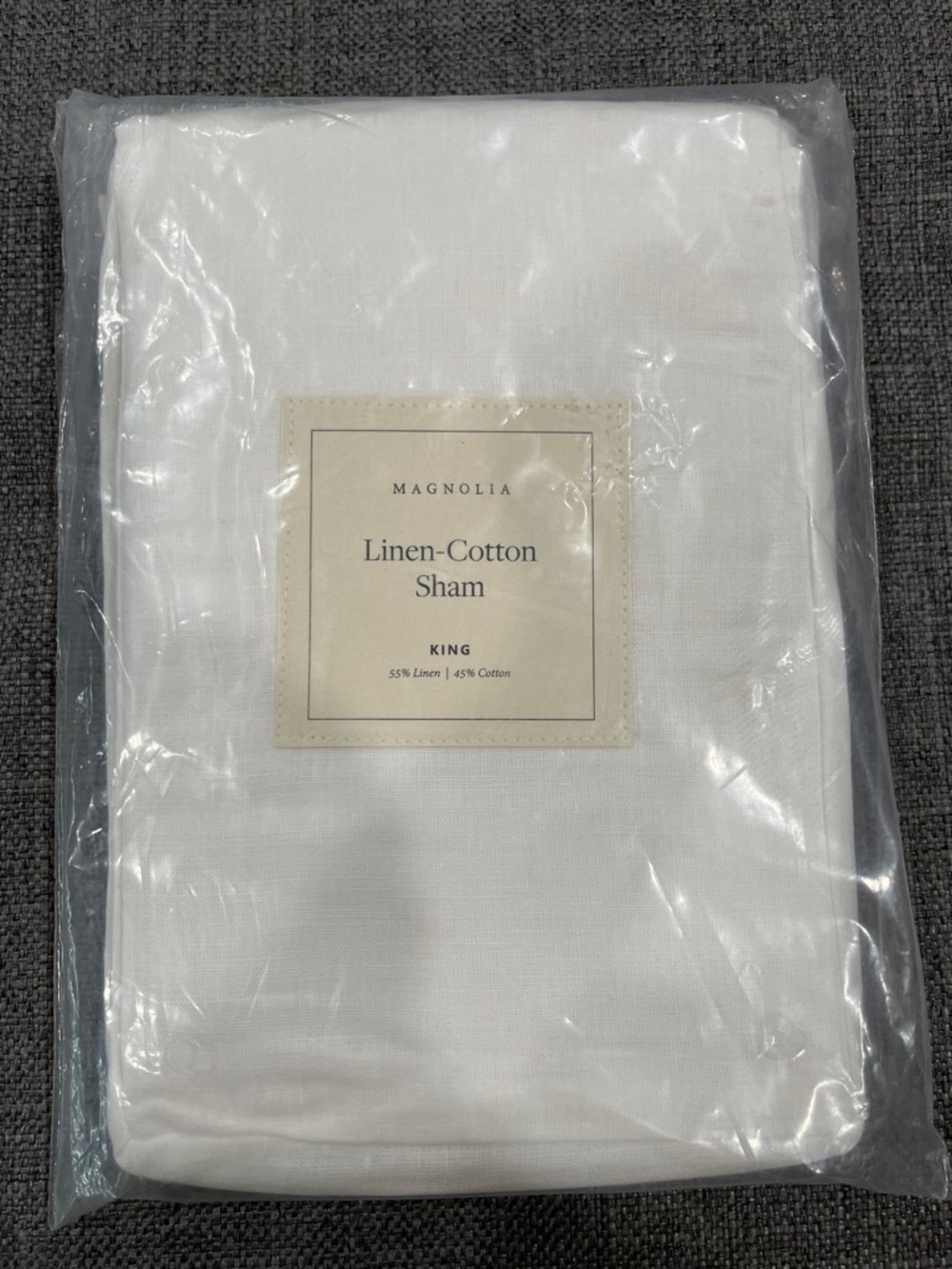 Pair of Magnolia linen-cotton king size shams
